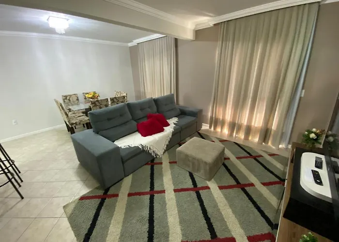 123 Apartamento espaçoso para família Bombinhas